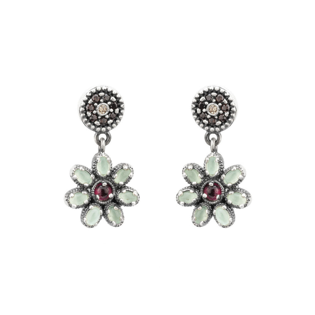 Pendientes flor con calcedonia y granate